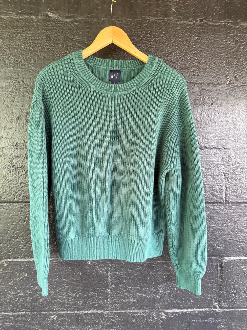 GAP Women’s Green Rib-Knit Crewneck Sweater